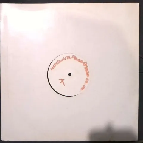 Mattswhite – Fever Oyahoo co.ck. VG